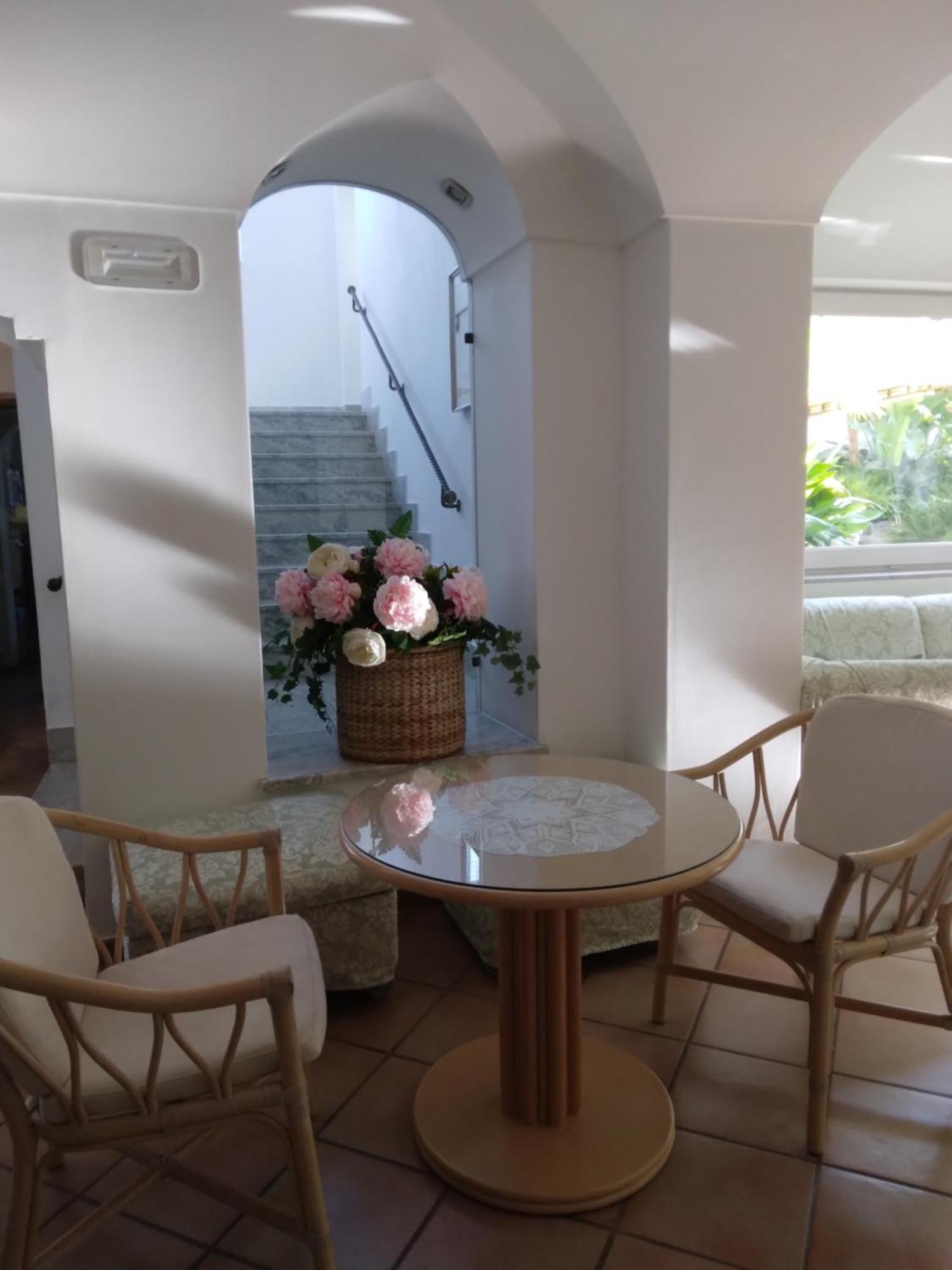 Hotel Villa Angelica Lacco Ameno  Dış mekan fotoğraf