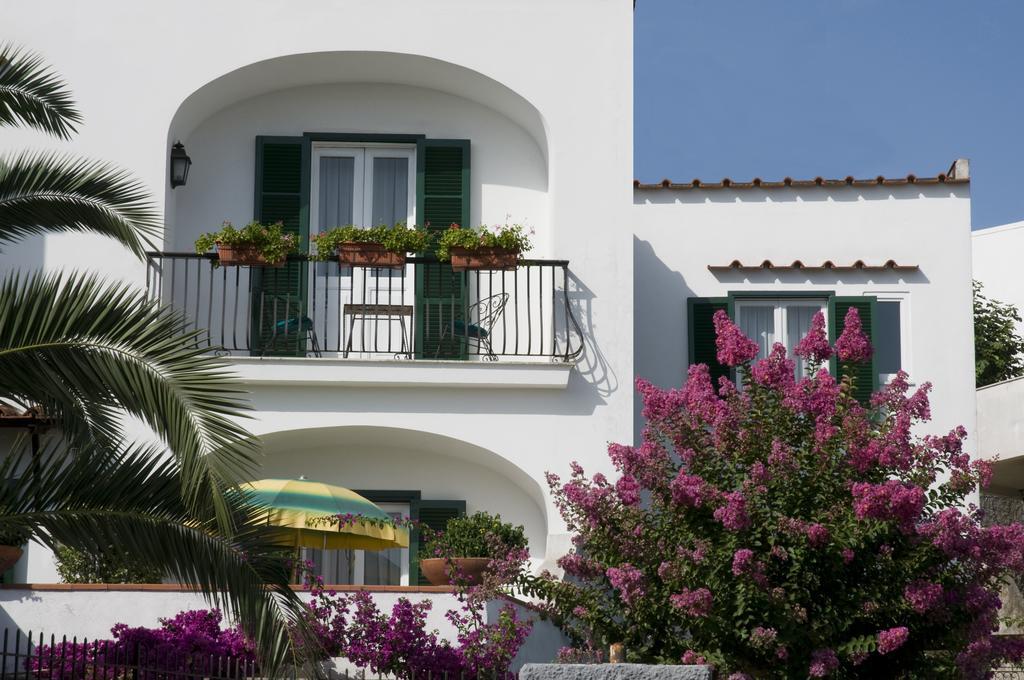 Hotel Villa Angelica Lacco Ameno  Dış mekan fotoğraf