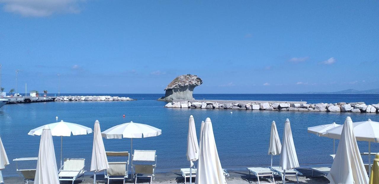 Hotel Villa Angelica Lacco Ameno  Dış mekan fotoğraf